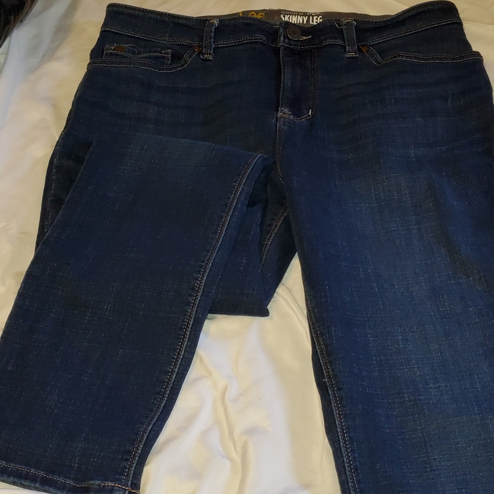 (2/$40) - Picture 3 of 4